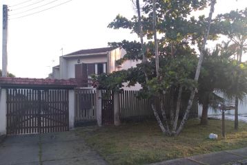 SOBRADO NO CENTRO DE MATINHOS 282SO