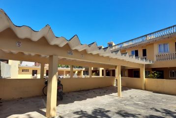 SOBRADO 3 DORMS QUADRA MAR NO RIVEIRA REF501SO