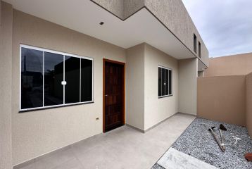 CASA COM 03 DORMITÓRIOS NO BAL RIVIERA REF656CA