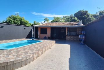CASA COM PISCINA NO RIVIERA REF744CA 