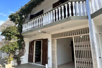 SOBRADO QUADRA MAR NO FLAMINGO REF877SO