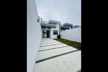 CASAS NOVAS NO CANOAS REF884CA